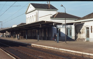 BRAINE LE COMTE  79-2240.jpg